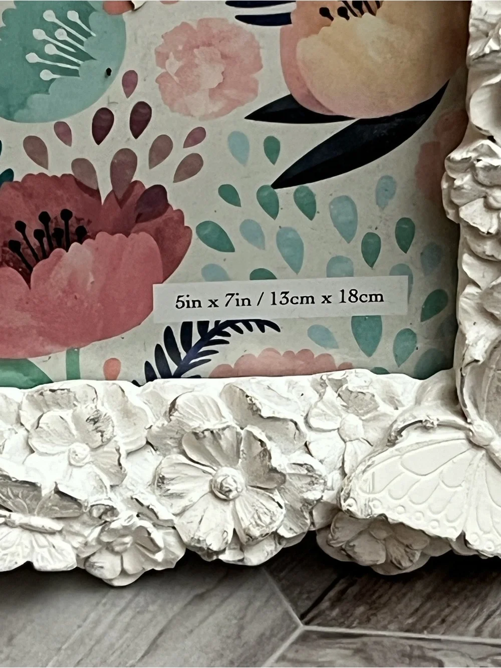 White Floral Butterfly Picture Frame 5x7 Resin Cottagecore Tabletop Wall Decor